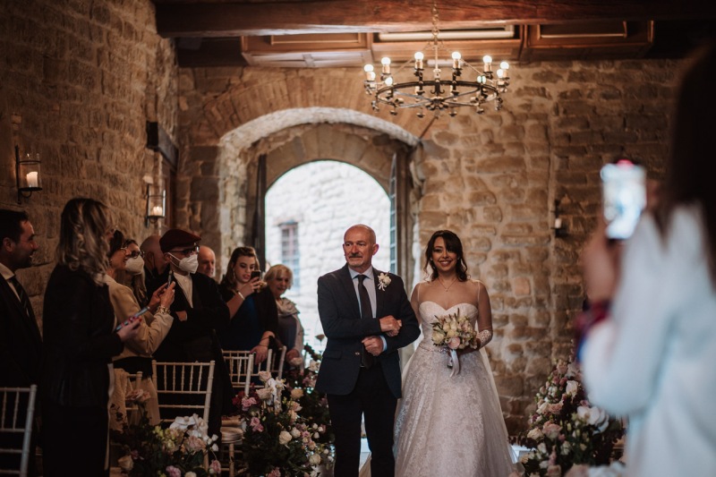 Intimate-Wedding-Perugia-Castello-Rosciano-Barbara-Fabio-042