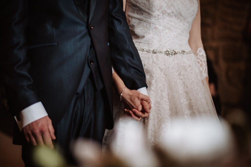 Intimate-Wedding-Perugia-Castello-Rosciano-Barbara-Fabio-050