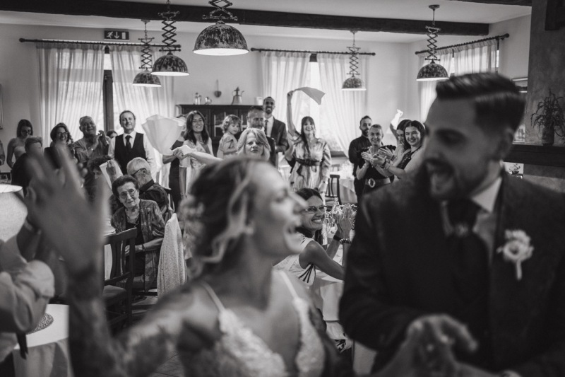 Crazy-Mountain-Wedding-in-Lago-Meugliano-Torino-Elena-Francesco-081