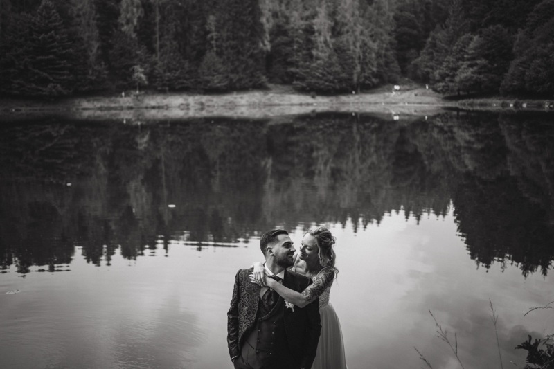 Crazy-Mountain-Wedding-in-Lago-Meugliano-Torino-Elena-Francesco-112