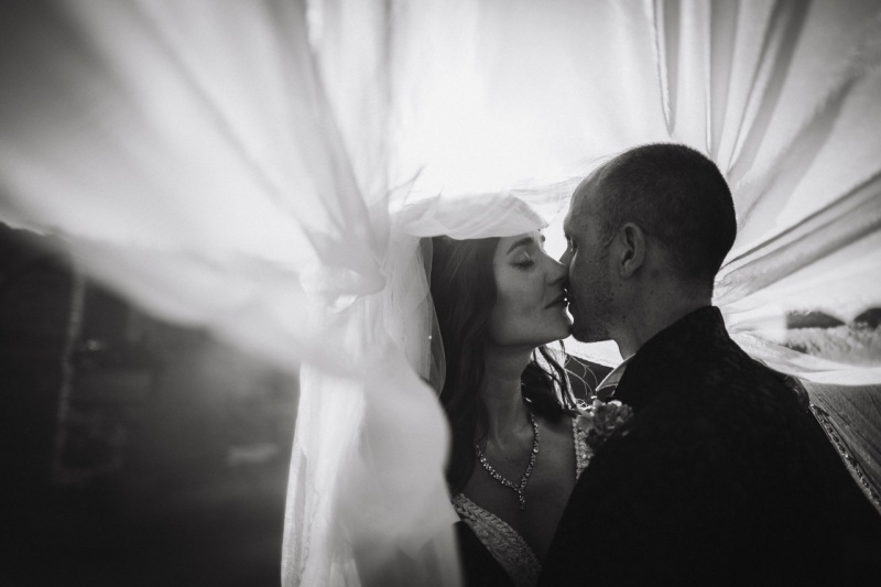 Elegant-Intimate-Wedding-Pavia-Rocca-di-Montalfeo-Nadine-Mauro-087