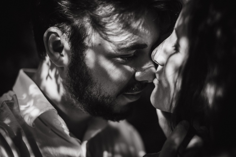 Engagement-Love-Portraits-Lake-Garda-Parco-Sigurta-Ambra-Fabrizio-016