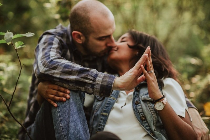 Engagement-Love-Portraits-Bergamo-Parco-dei-Colli-Eden-Andrea-009