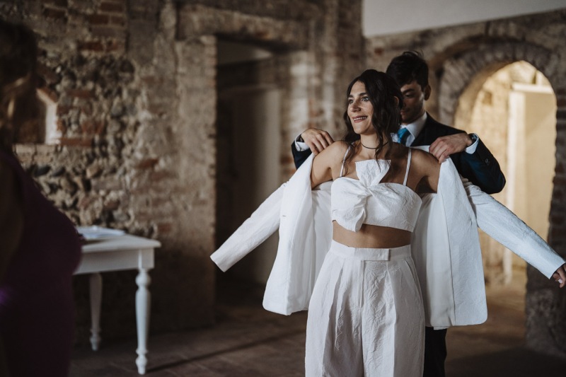 Rainbow-Intimate-Wedding-Milano-Castello-Corneliano-Bertario-Federica-Giulia-031