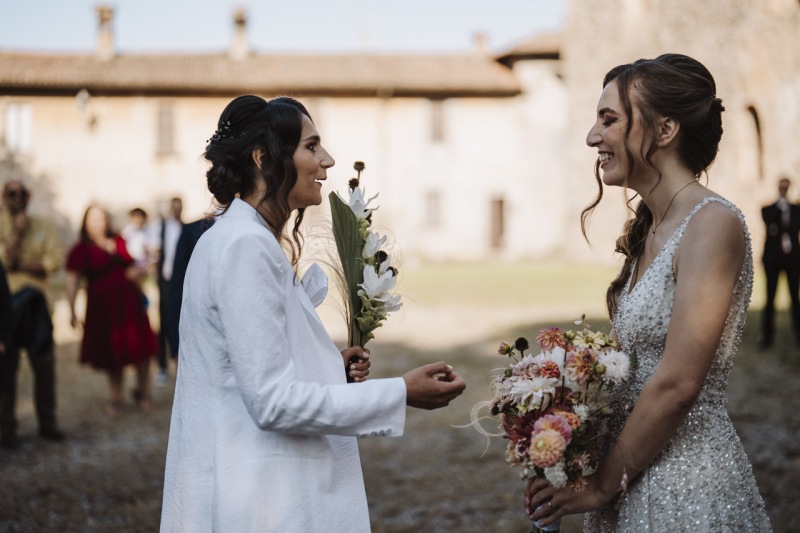 Rainbow-Intimate-Wedding-Milano-Castello-Corneliano-Bertario-Federica-Giulia-044