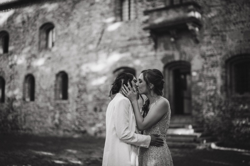 Rainbow-Intimate-Wedding-Milano-Castello-Corneliano-Bertario-Federica-Giulia-093