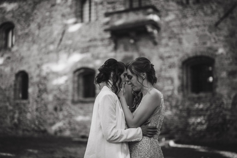 Rainbow-Intimate-Wedding-Milano-Castello-Corneliano-Bertario-Federica-Giulia-095