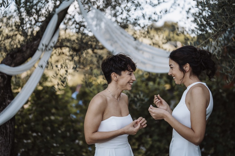 Rainbow-Crazy-Wedding-Brescia-Cantina-Boccadoro-Paola-Martina-095